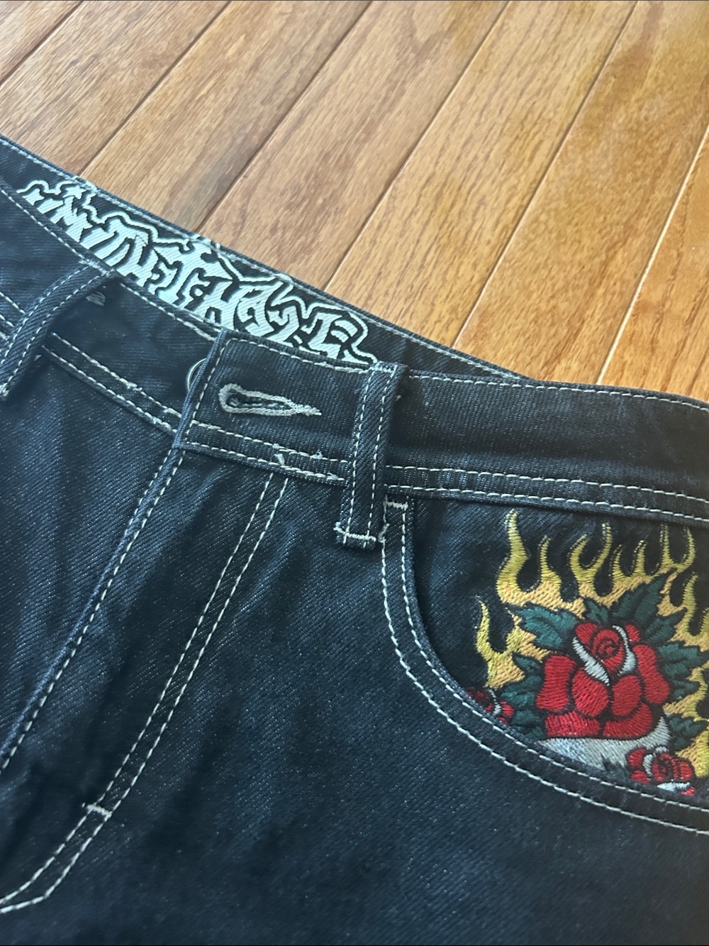 Woman Ninth Hall Idle Skate Shorts View 5